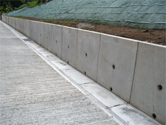 ｺﾝｸﾘｰﾄ簡易土留め板擁壁 ﾊﾟﾈｯｸｽ ｺｽﾄ削減のご案内